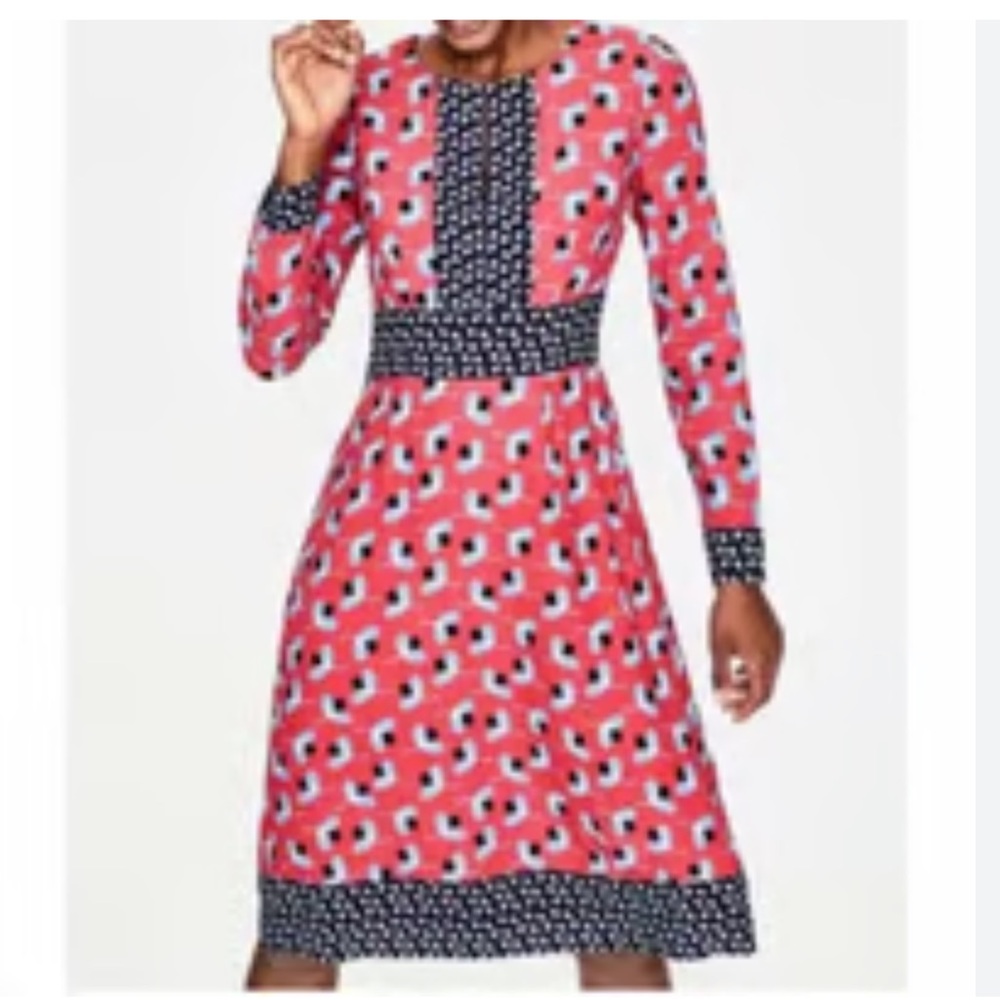 Boden gently used size 8R back long sleeved keyhole dress